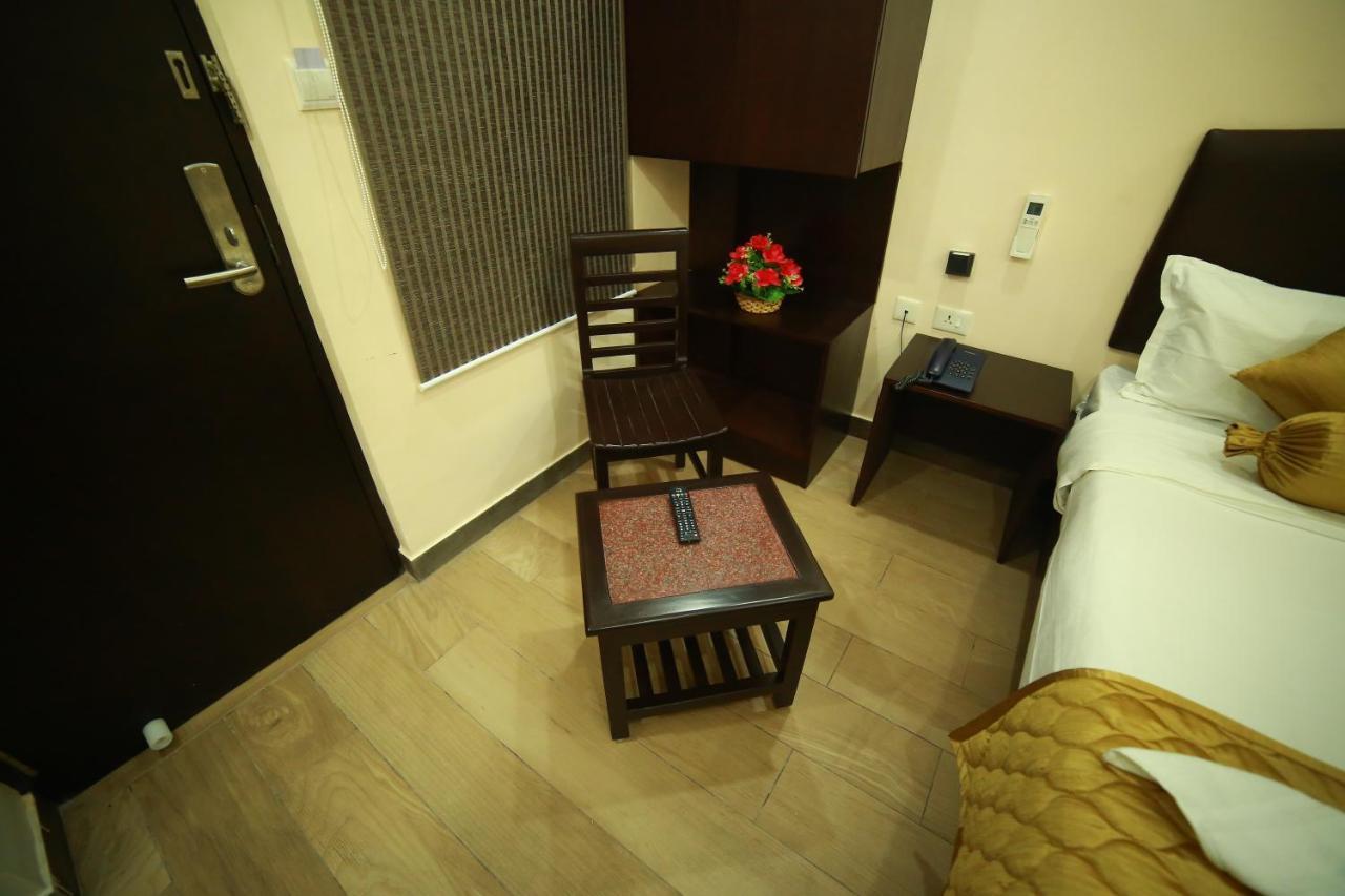 Sapphire Inn Puducherry Eksteriør billede